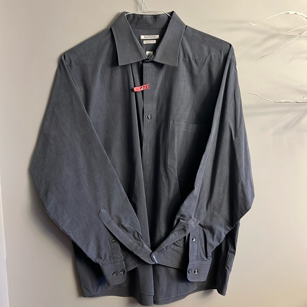 Regular fit button-down shirt